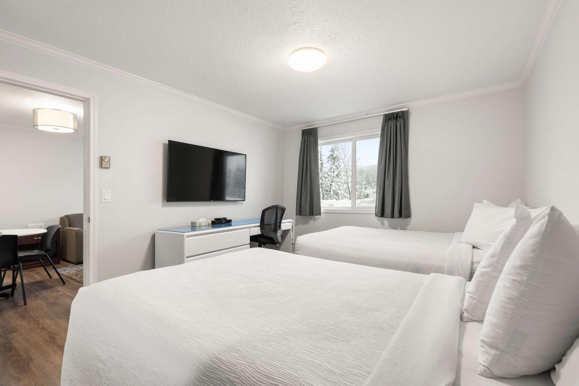Surestay By Western Red Mountain 3*