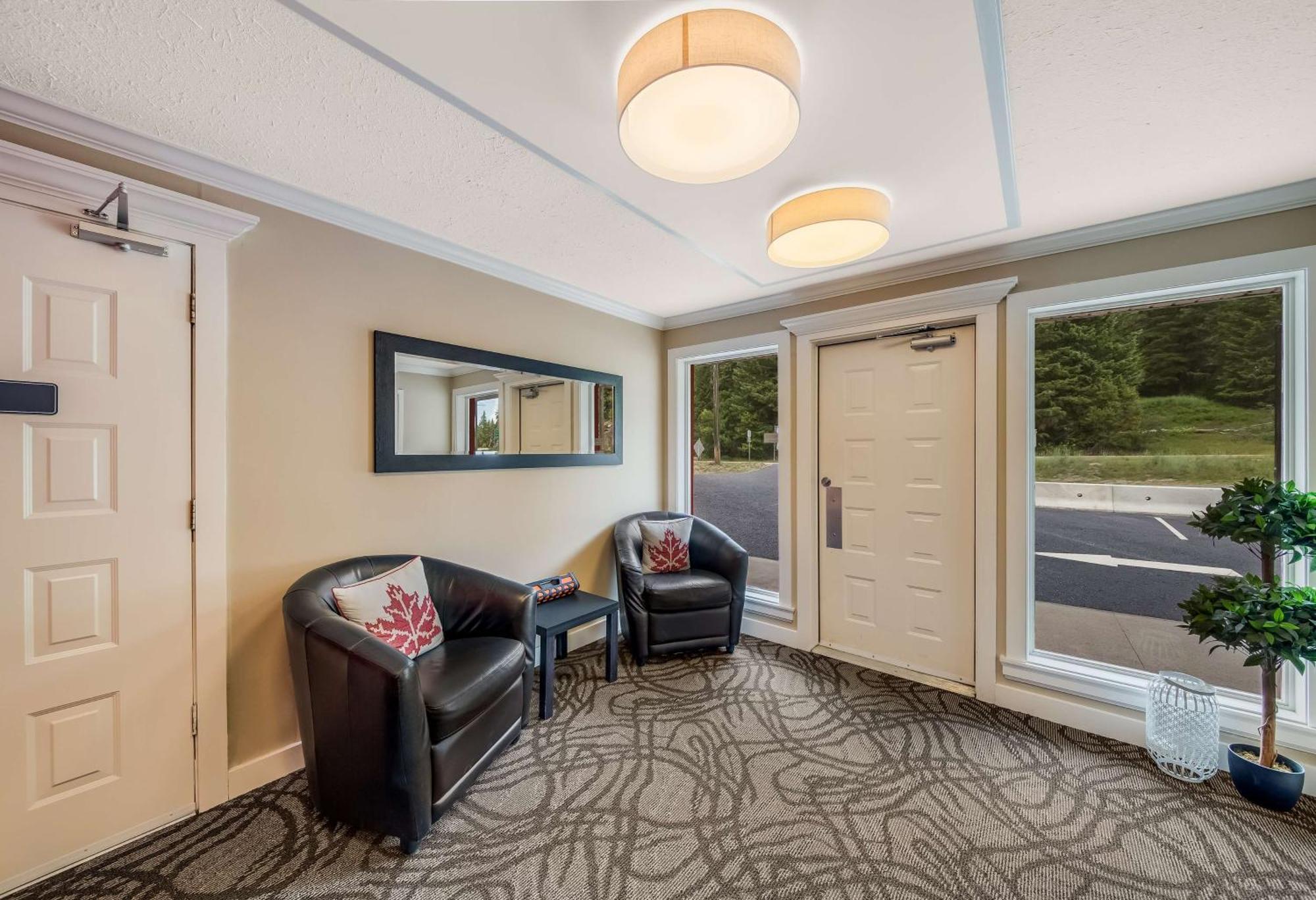Motel Surestay By Western Red Mountain Rossland